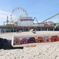Santa Monica: Guided Ocean Side Donut Tour + Tasting - 3