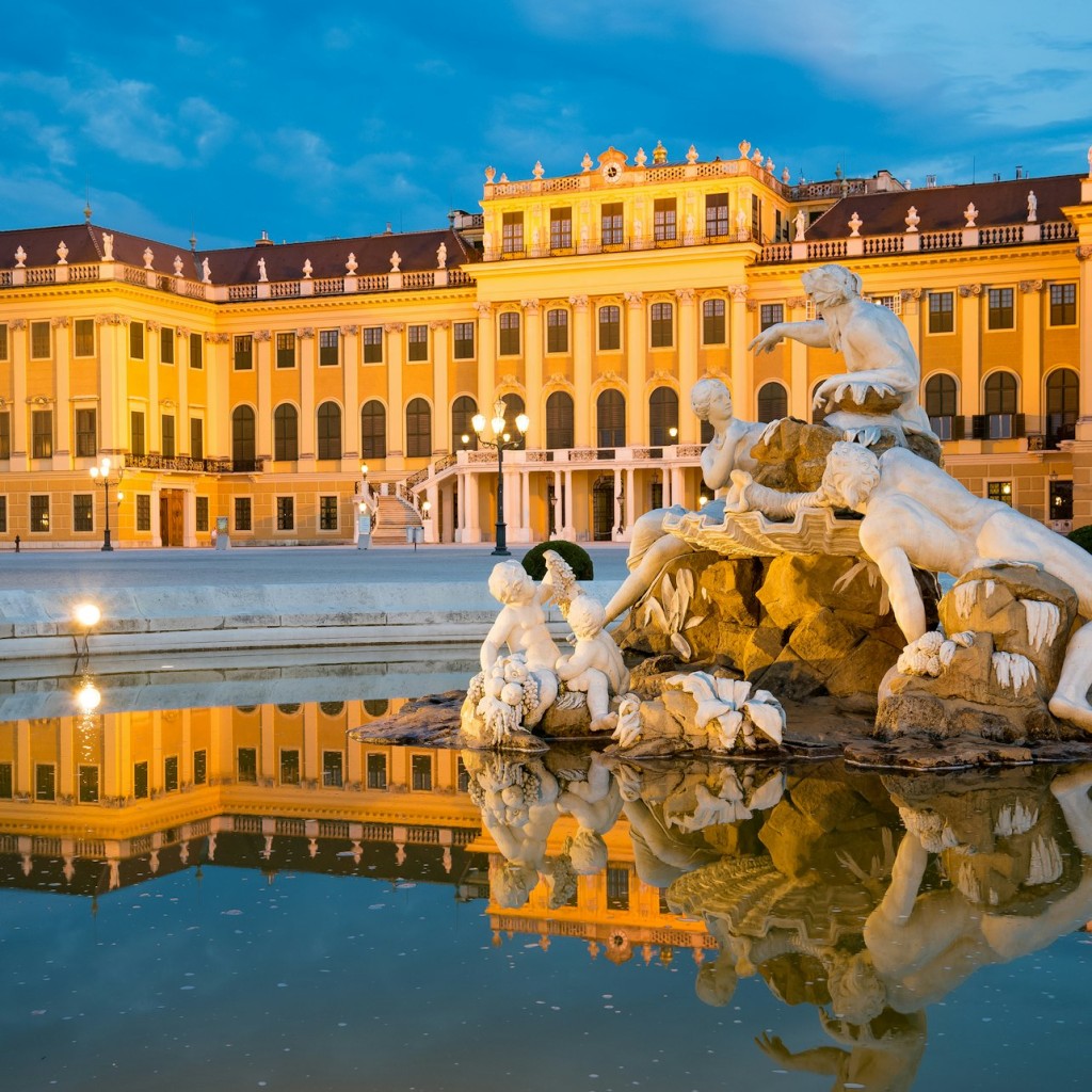 Schönbrunn Palace & Gardens: Guided Tour with Skip-The-Line Entry - English Tour at 10:30 - 2
