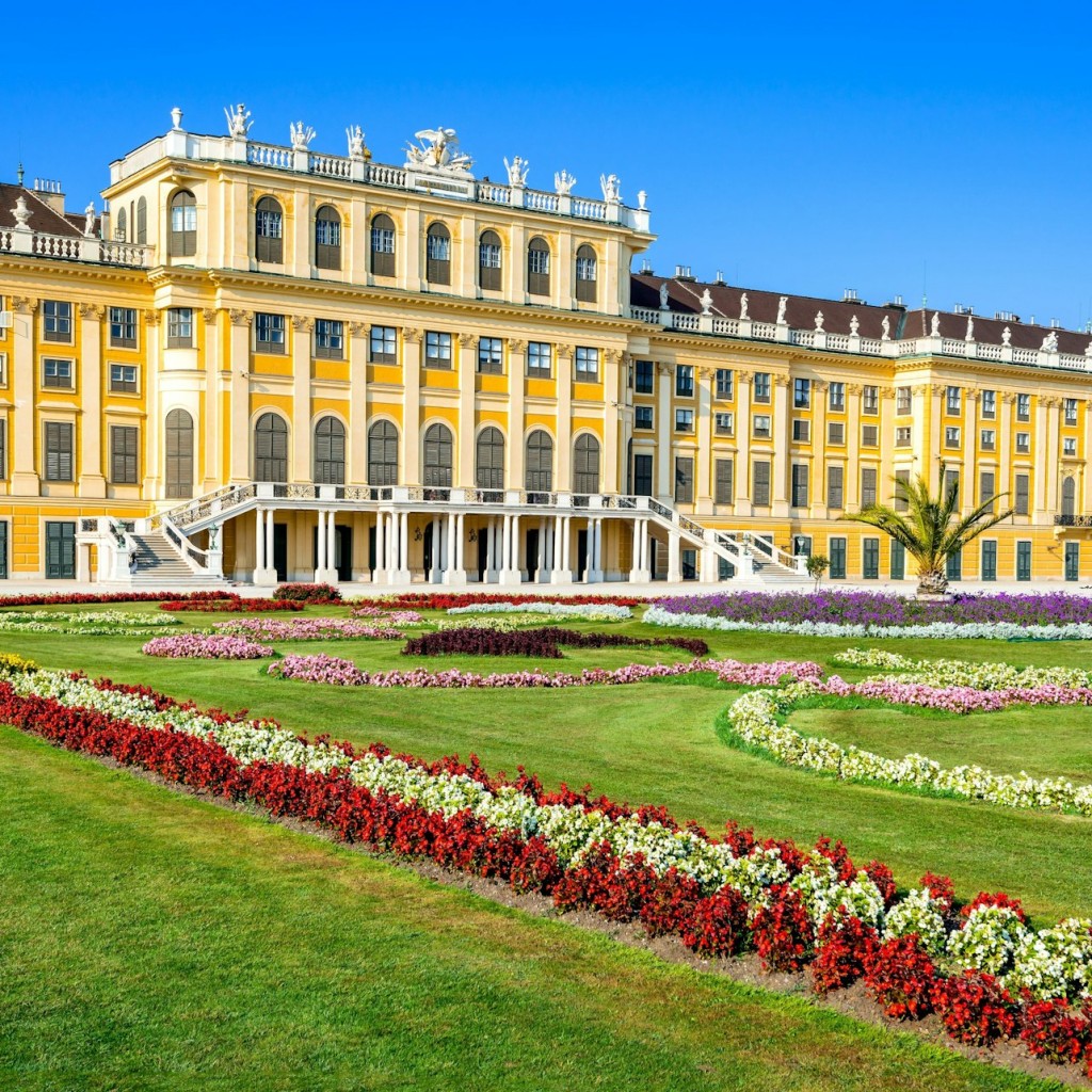 Pałac i ogrody Schönbrunn: bilet bez kolejki + zwiedzanie z przewodnikiem - 1