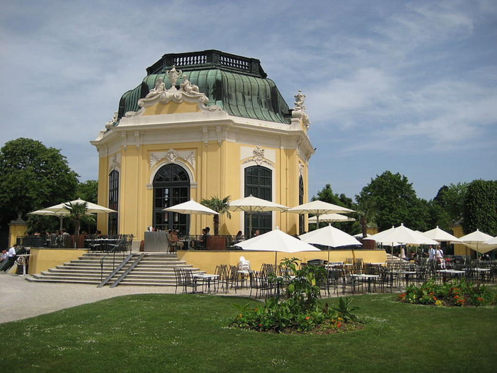 Schonbrunn Zoo (Schonbrunn Zoo - Schonbrunn Zoo and Tirolerhof Train Transfer (Admission not included)) - 3