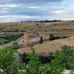 Segovia i Àvila: Tour guiat a peu des de Madrid - 1