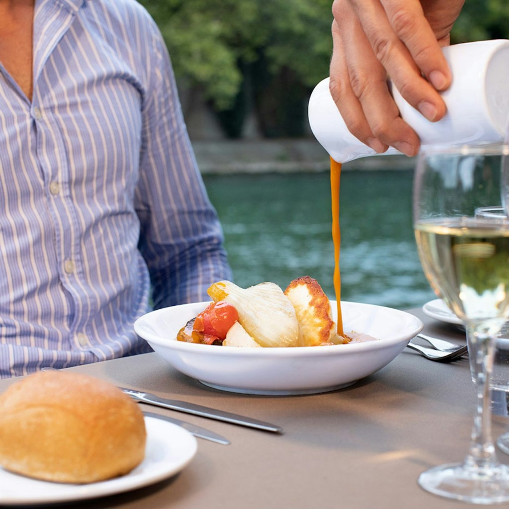 Seine River: 3-Course Lunch Cruise - Privilège Service - 1