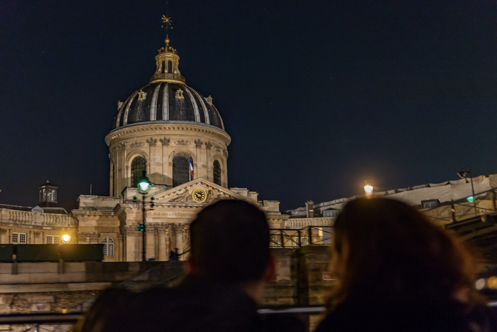 Seine River Cruise by Vedettes De Paris - Musical Aperitif (Musical Aperitif Cruise + Beer) - 3