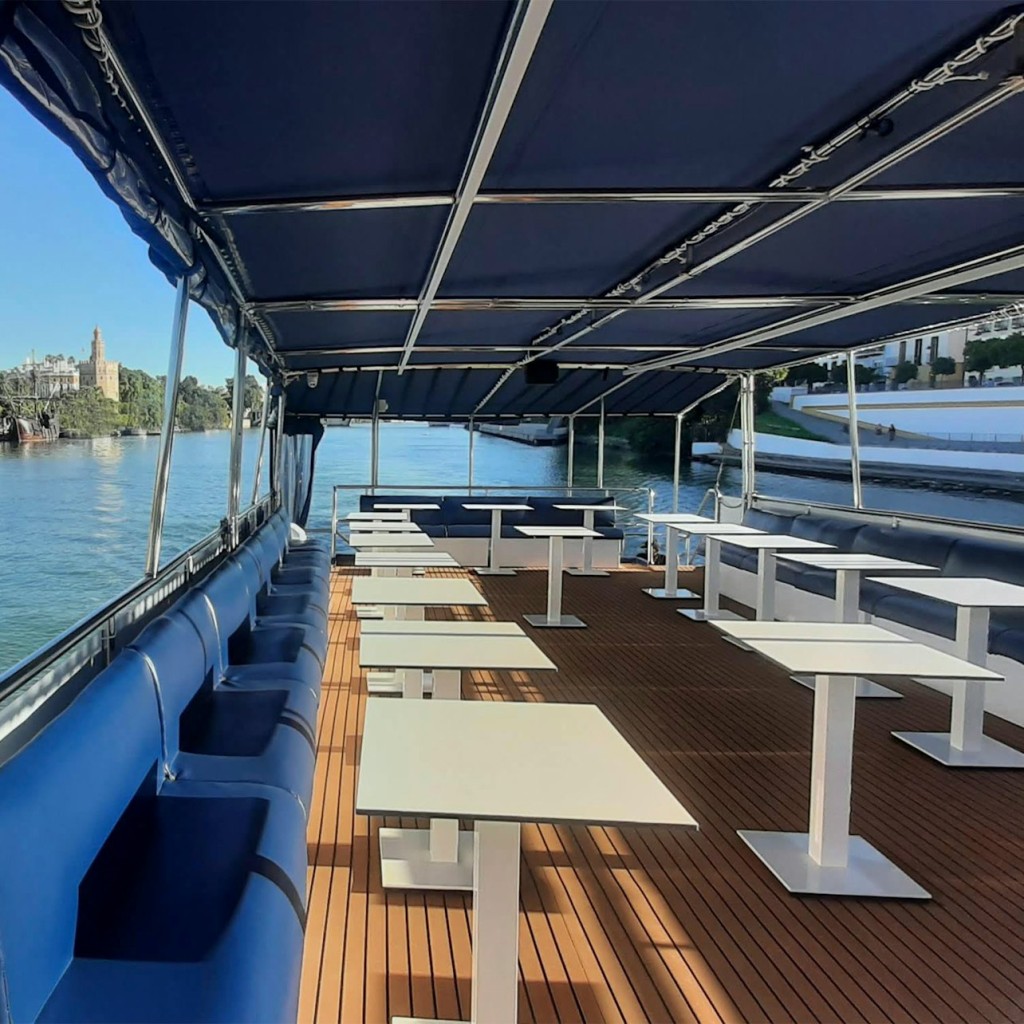 Seville: Boat Cruise with Drink and Appetizer - Drink & Snack - 1