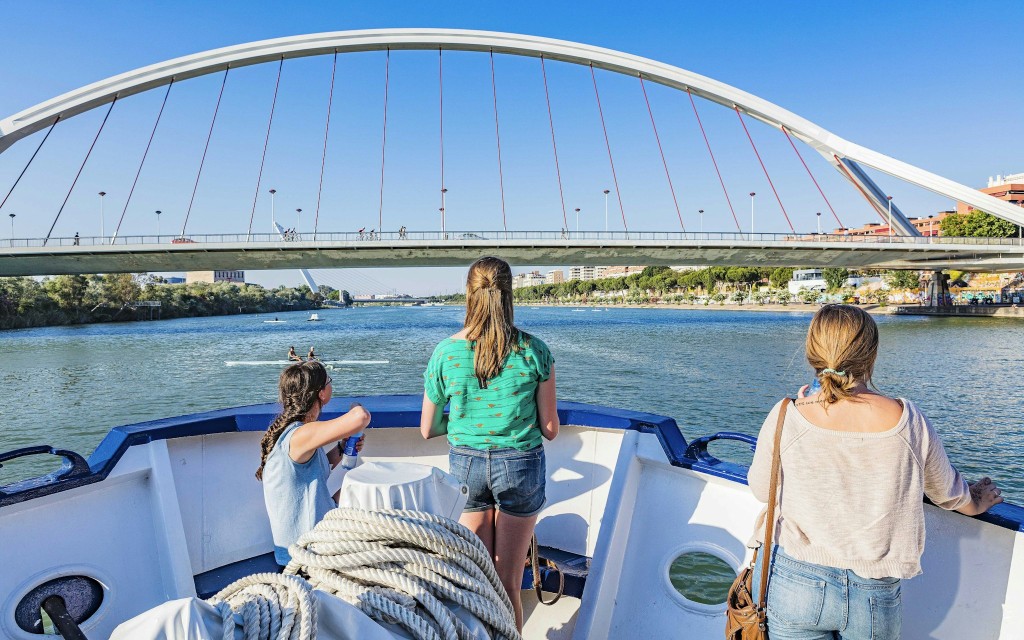 Seville Guadalquivir River Cruise with Audio Guide - 3