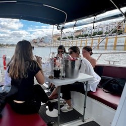 Seville: Private Boat Tour for Groups - 3