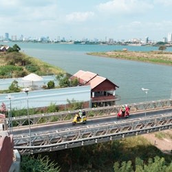 Silk Island: excursió de mig dia en vespa des de Phnom Penh - 1