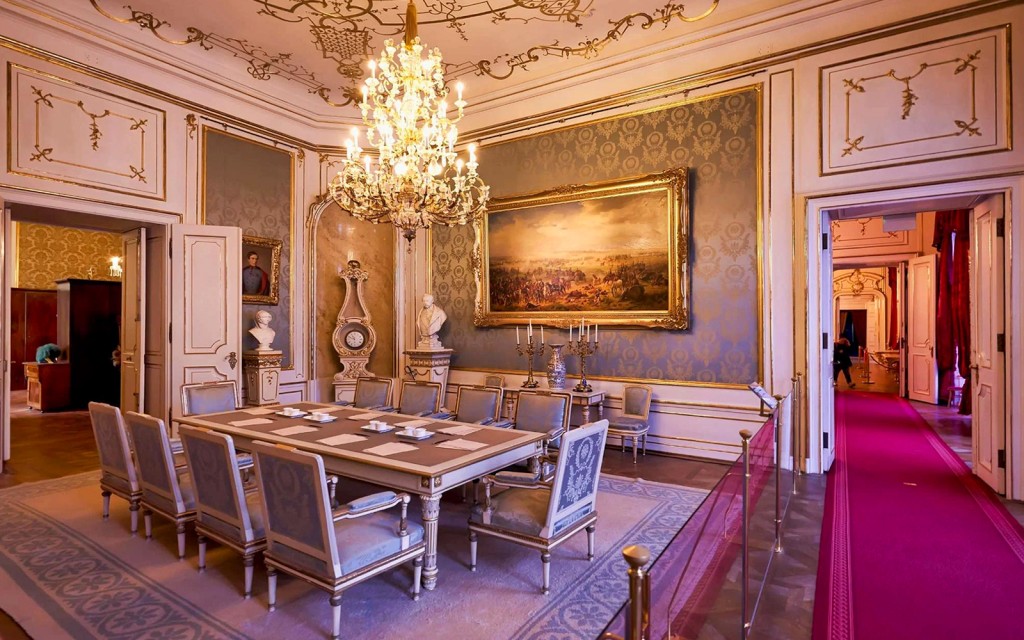 Sisi Museum & Hofburg Skip-the-Line Guided Tour - 2