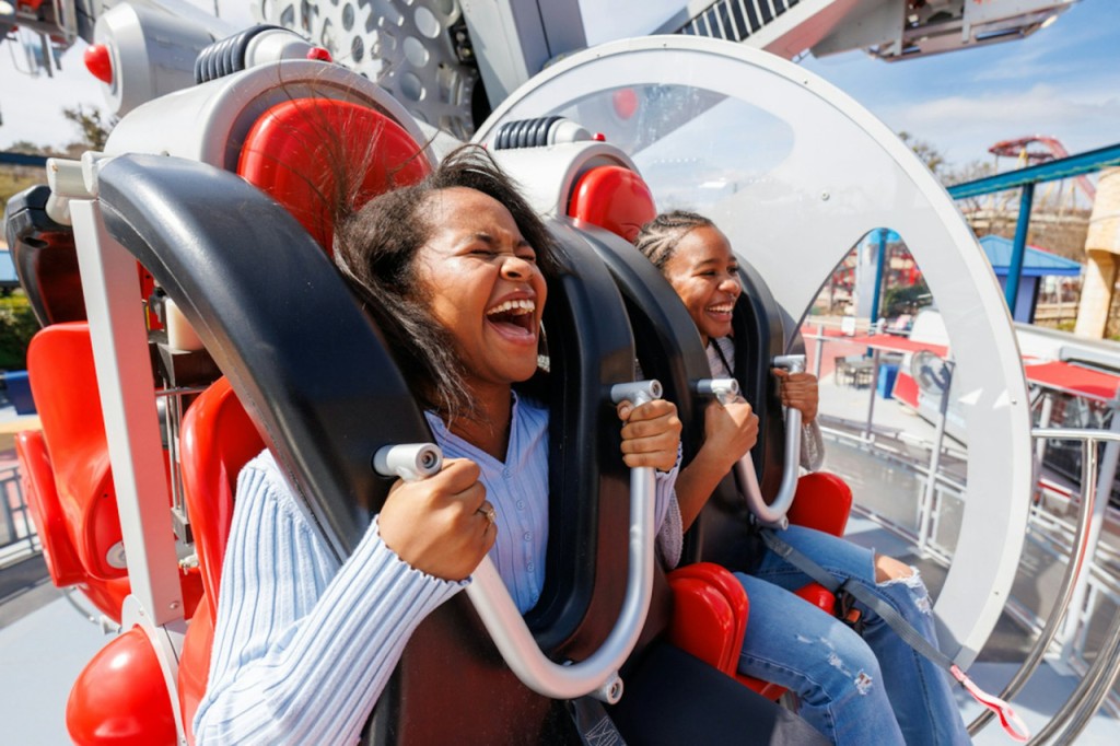 Six Flags Fiesta Texas Ticket (One Day Ticket) - 2