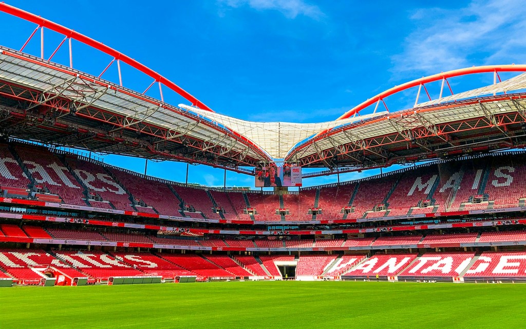 SL Benfica Stadium & Museum Tickets (Museum Ticket + Free Official Scarf) - 1
