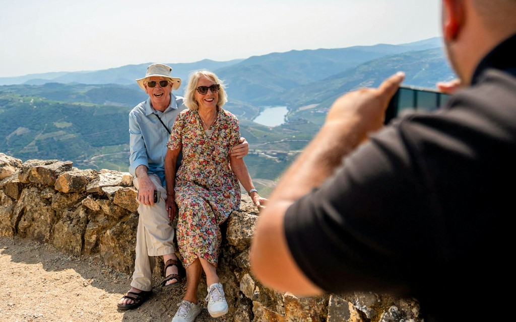 Geführte Kleingruppen-Tour durch das Douro-Tal mit 1-stündiger Pinhão-Kreuzfahrt, traditionellem Mittagessen und Weinverkostung (Small-Group Douro Valley Guided Tour with 1-Hour Pinhão Cruise, Traditional Lunch & Wine Tastings) - 1