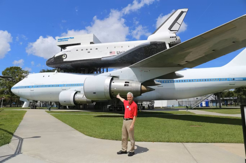 Space Center Houston Ticket (Admission) - 1