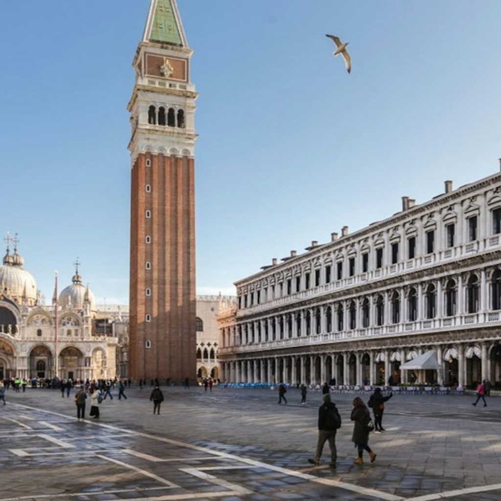 St. Mark's Basilica, Doge's Palace: Guided Tour + Gondola Ride on Grand Canal - 3