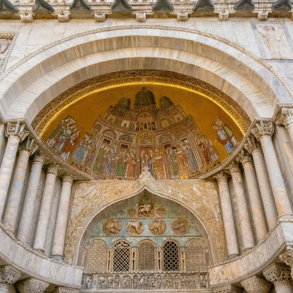 St. Mark’s Basilica: Guided Tour With Pala D'oro Access - 2