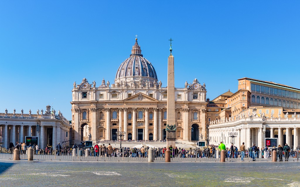 St. Peter's Basilica Entry with Audio Guide (Reserved Entry Tickets with Audio Guide & Digital Guidebook + Dome Access via Elevator) - 1
