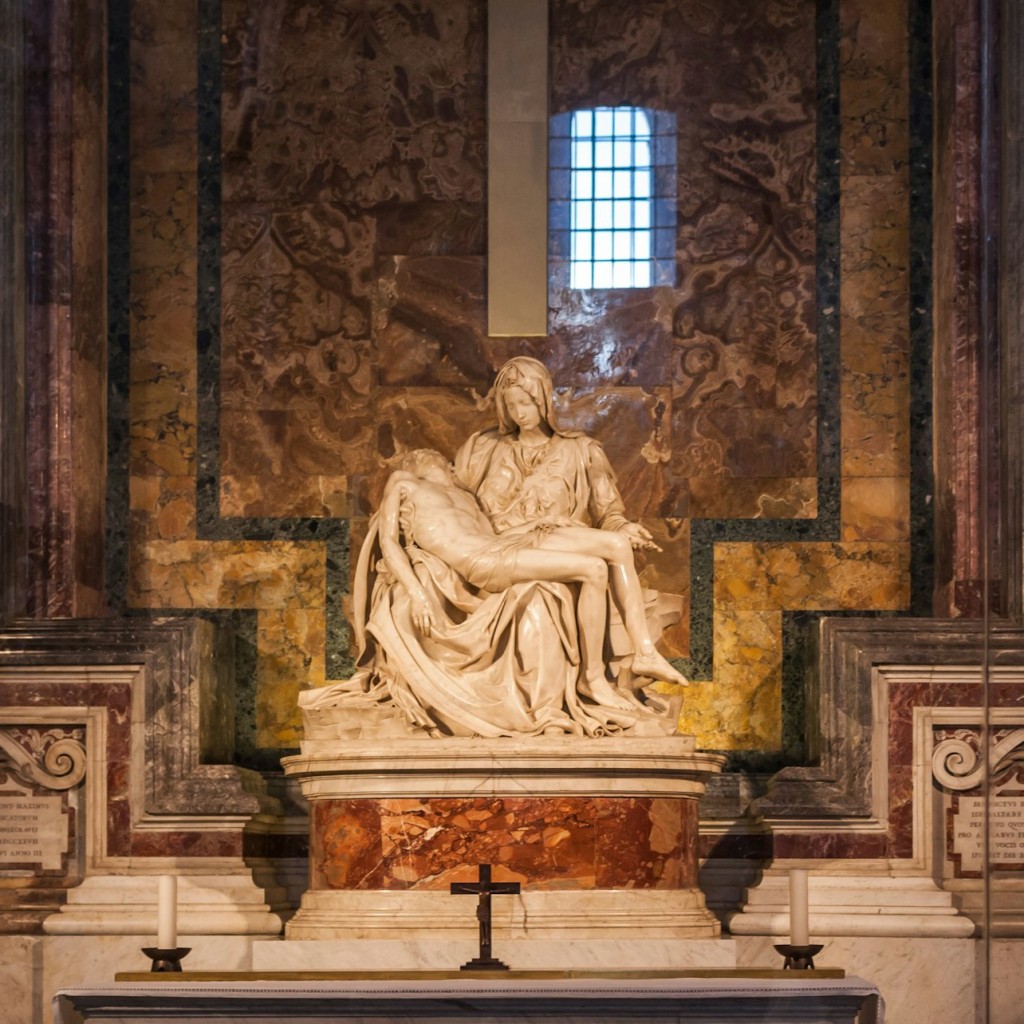 St. Peter’s Basilica: Escorted Entry + Audio Guide + Optional Dome Access - 1