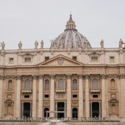 St. Peter's Basilica: Fast Track Entry + Audio Guide - 2