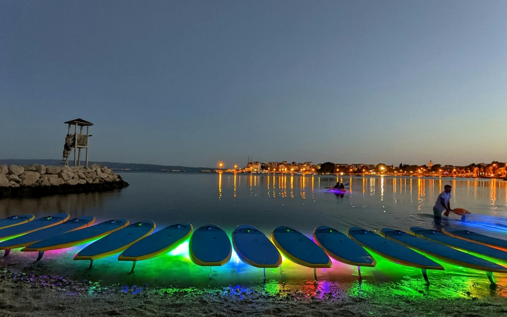 Split Glow Stand-Up Paddleboard oder Kajak Night Tour (Kayak Glow Tour) - 1