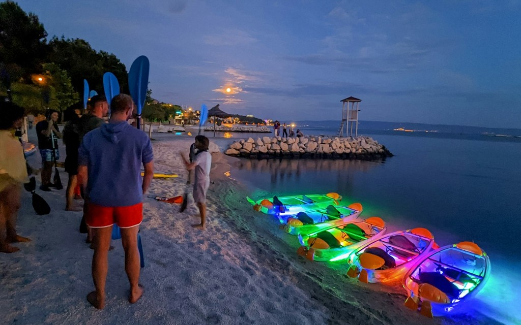 Visite nocturne de Split Glow Stand-Up Paddleboard ou Kayak (Stand-Up Paddleboard Tour) - 3
