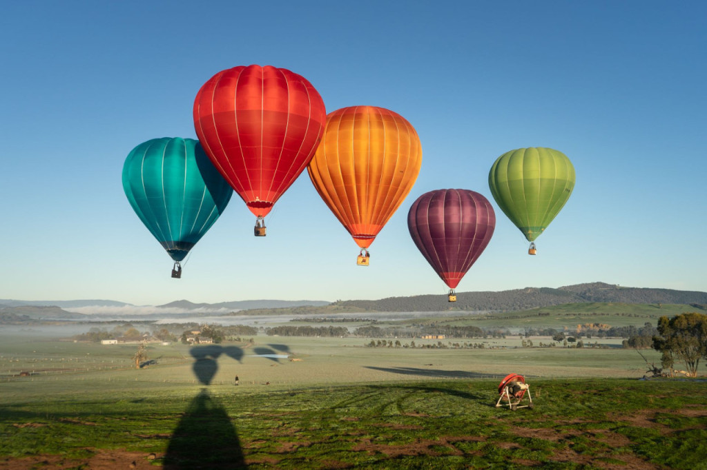 Sunrise Hot Air Balloon Flight over Yarra Valley with Photos (Sunrise Hot Air Balloon Flight + FREE Photos) - 2