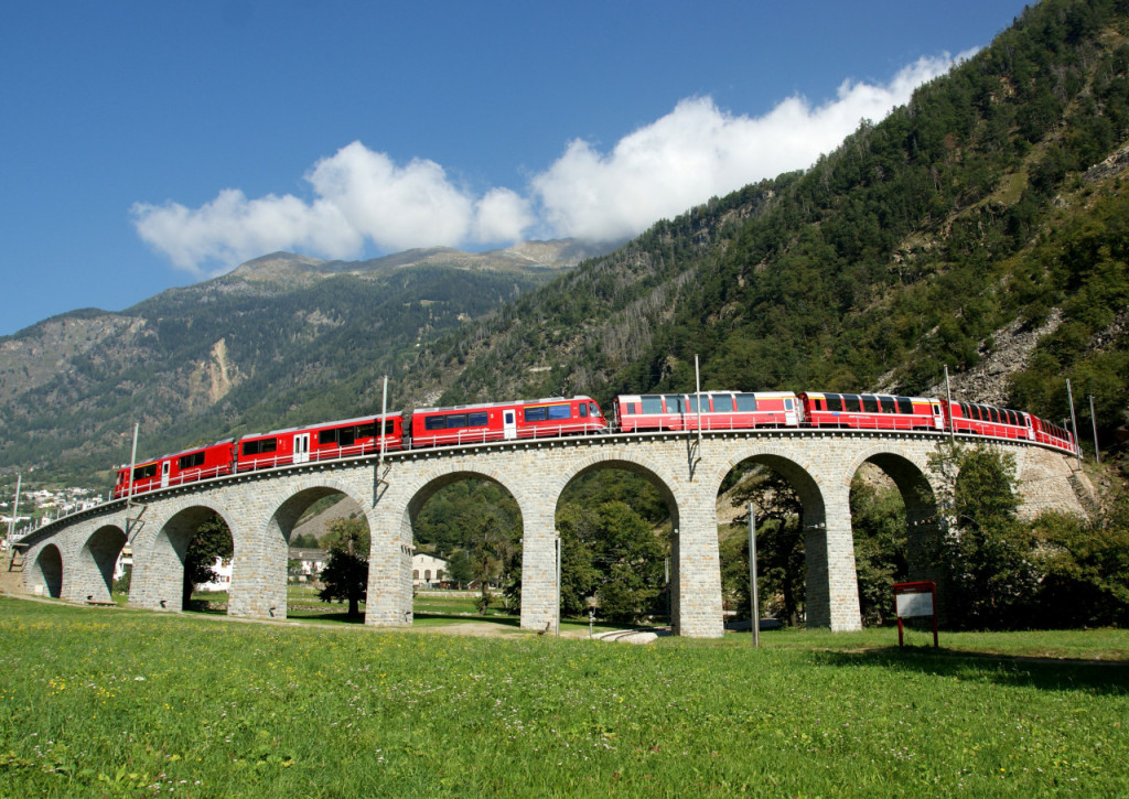 Swiss Travel Pass (Consecutive Days) (6 Days (Second Class)) - 2