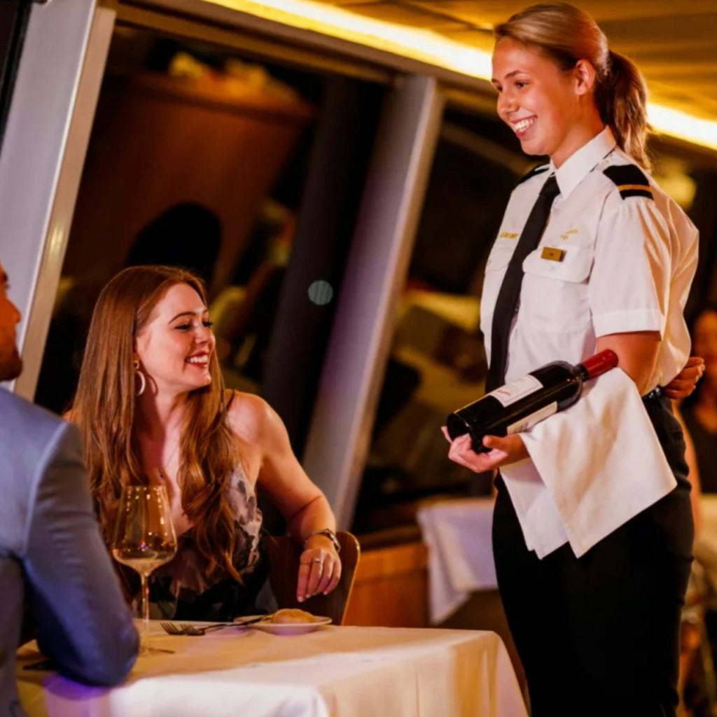 Sydney Harbour: Captain Cook Gold Penfolds Dinner Cruise - 2
