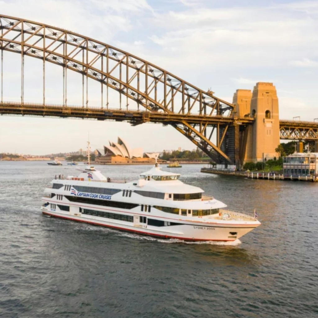 Port de Sydney: creuer turístic Captain Cook prèmium o amb còctels i bar - 2