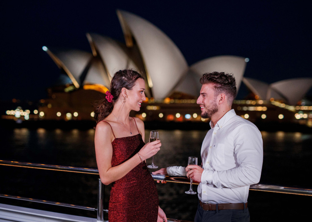 Sydney Harbour Sunset Dinner Cruise aboard Captain Cook Cruises (Sydney Harbour Sunset Dinner Cruise with Window Seating - 5:00 PM (Darling Harbour Departure)) - 2