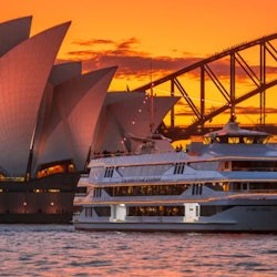 Sydney: Vivid Sydney Captain Cook Sunset or Starlight Dinner Cruise - 1