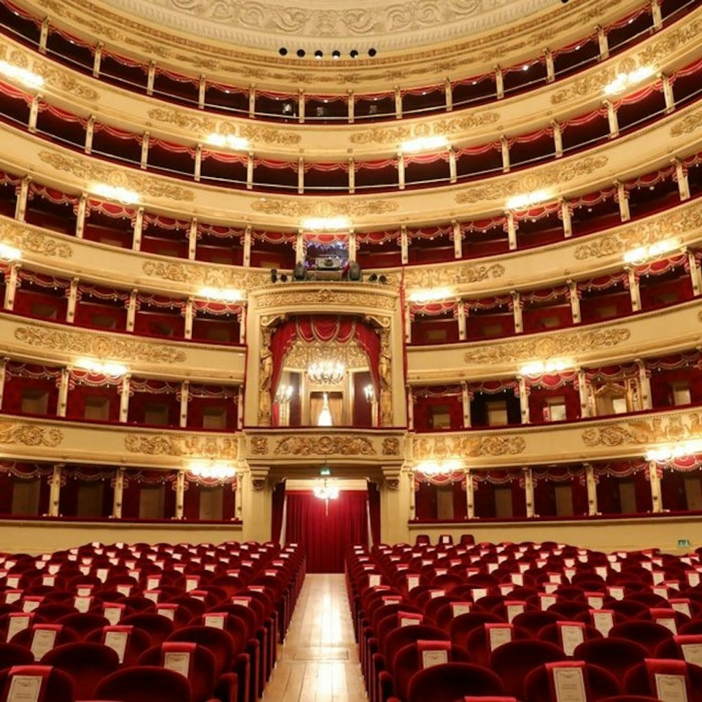 Teatro alla Scala: bilhete sem filas + Tour para pequenos grupos - 1