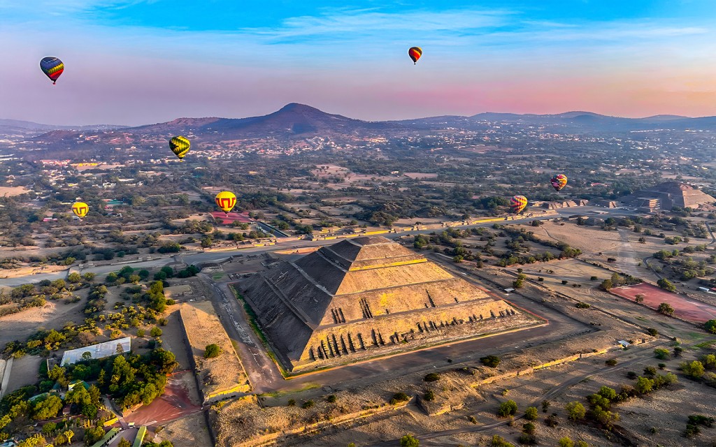 Vol en montgolfière à Teotihuacán avec petit-déjeuner gastronomique et visite des pyramides (Teotihuacán Balloon Flight without Transportation) - 1