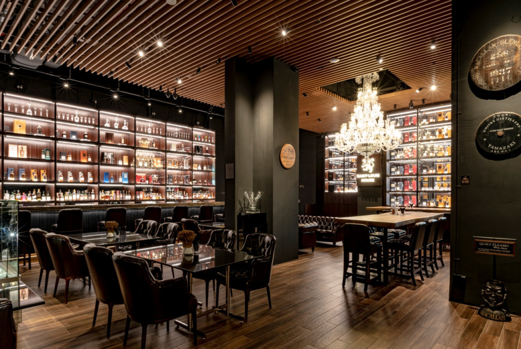 The Grande Whisky Museum (The Grande Whisky Museum - Introduction to Whiskies Tour) - 1