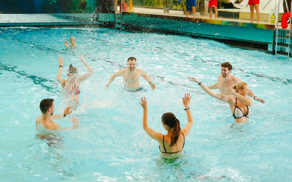 Therme București Nachterlebnis mit Transfers (Therme Bucharest Night Experience with Transfers) - 2