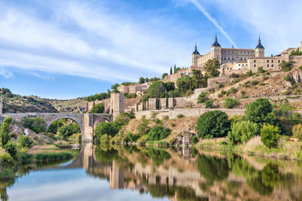 Toledo and Segovia Tour from Madrid - 2