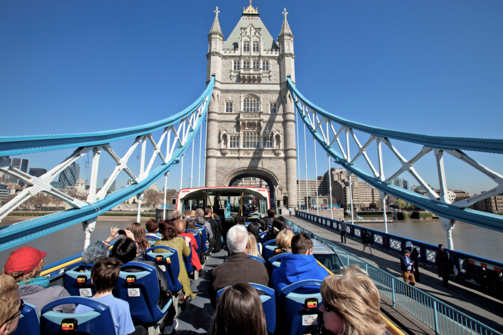 Tootbus London Hop-on Hop-off Bus Tour (Tootbus London Hop-on Hop-off Bus - 72 Hour Pass with Thames River Cruise (Family Package)) - 2
