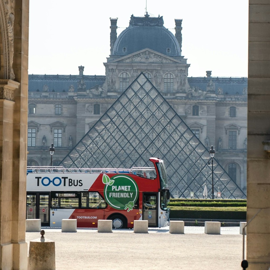 Tootbus Parigi: Tour in bus Hop-on Hop-off + Ingresso alla Reggia di Versailles - 72-Hours - 1