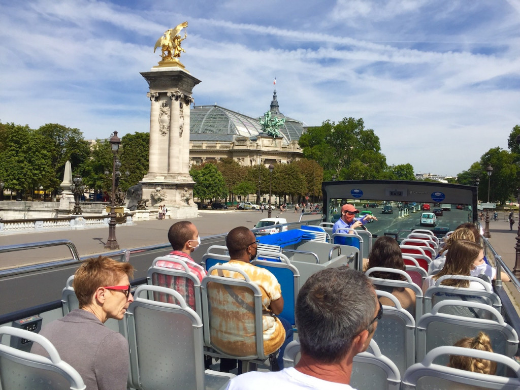 Tootbus Paris Hop-on Hop-off Bus Tour (Tootbus Hop-on Hop-off Bus Tour - 24 Hours with Versailles Tour (Family Package)) - 2