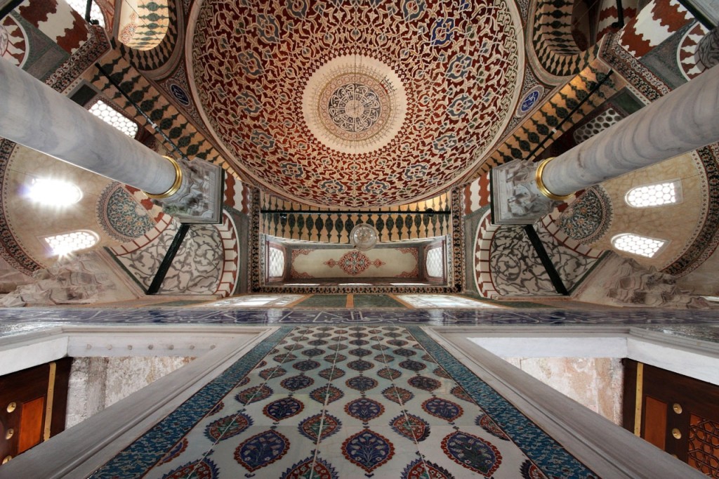 Topkapi Palace Ticket: Skip-the-Line + Audio Guide (Skip-the-Line Admission + Audio Guide) - 1