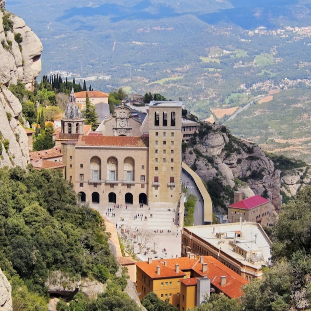 Cartão Tot Montserrat: Transporte Público de Barcelona + Almoço - 2