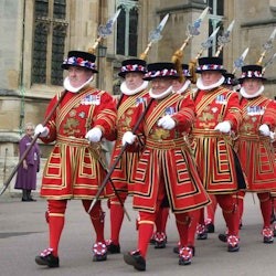 Tower of London: Early Guided Tour + Crown Jewels & Opening Ceremony - 3