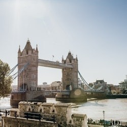Tour de Londres : Visite guidée + Joyaux de la Couronne + Croisière - 2