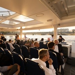 Uber Boat by Thames Clippers: abonament per 1 dia en bus turístic - 2