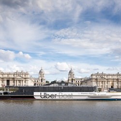 Uber Boat by Thames Clippers: passi d'1 dia en bus turístic + entrada a la sala pintada - 3
