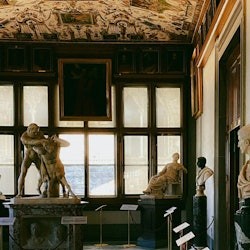Uffizi Gallery: Reserved Entry + Audio Guide - 1