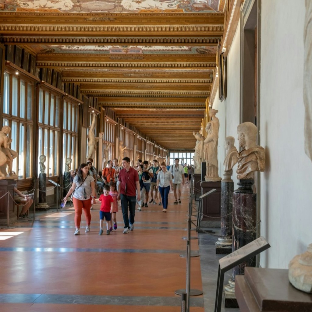 Uffizi Gallery: Reserved Entry + Small Group Guided Tour - 1