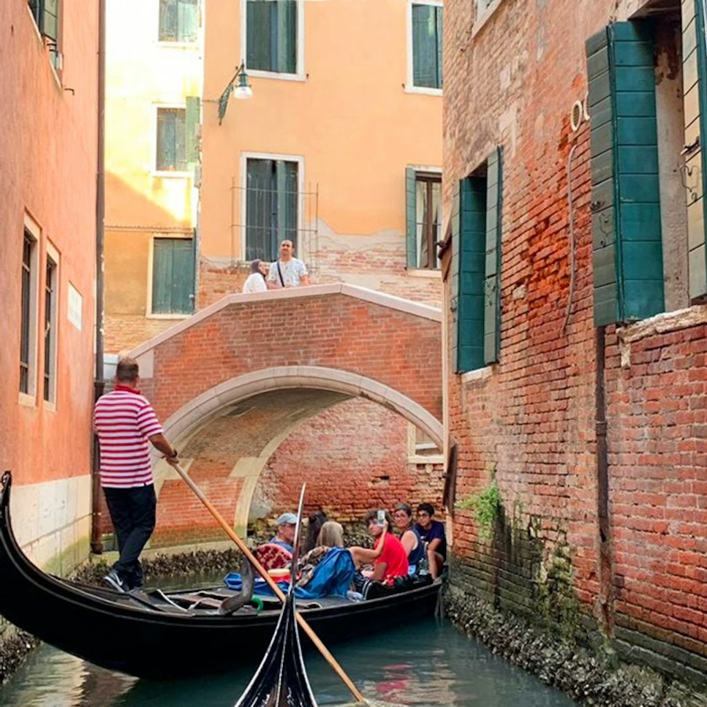 Venice: Gondola Ride with Live Commentary - Gondola - 2