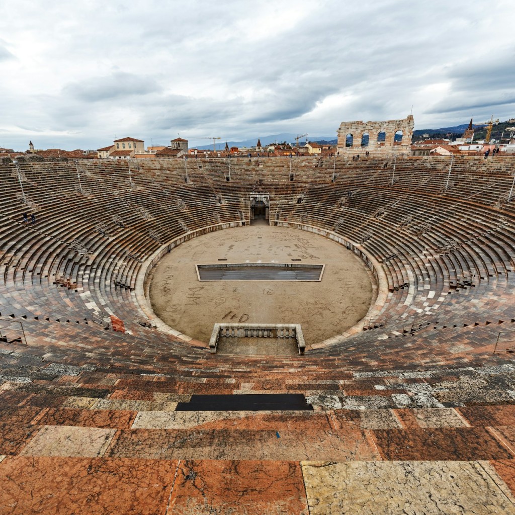 VeronaCard: City Pass de 24 o 48 hores + Arena Verona Salta't la cua + Audioguia - 48H Card - 1