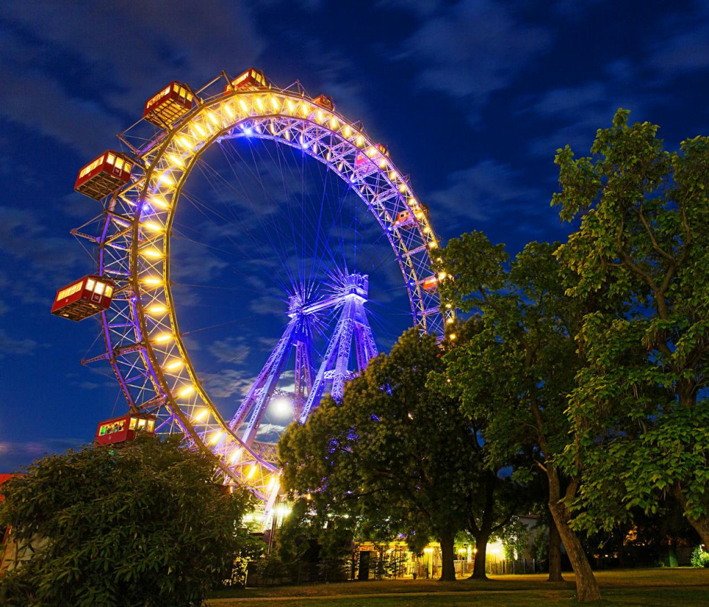 Vienna's Giant Ferris Wheel (Vienna's Giant Ferris Wheel - Skip-the-Line Admission) - 3