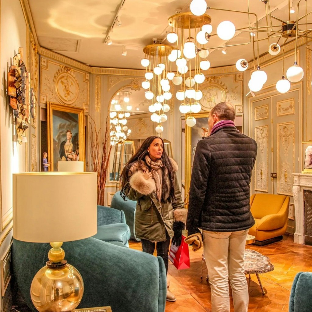 Vintage Paris: St. Ouen Flea Market Tour - 3