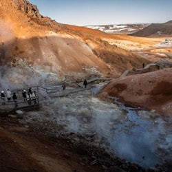 火山ハイキングとオーロラ:レイキャビクからのツアー - 2